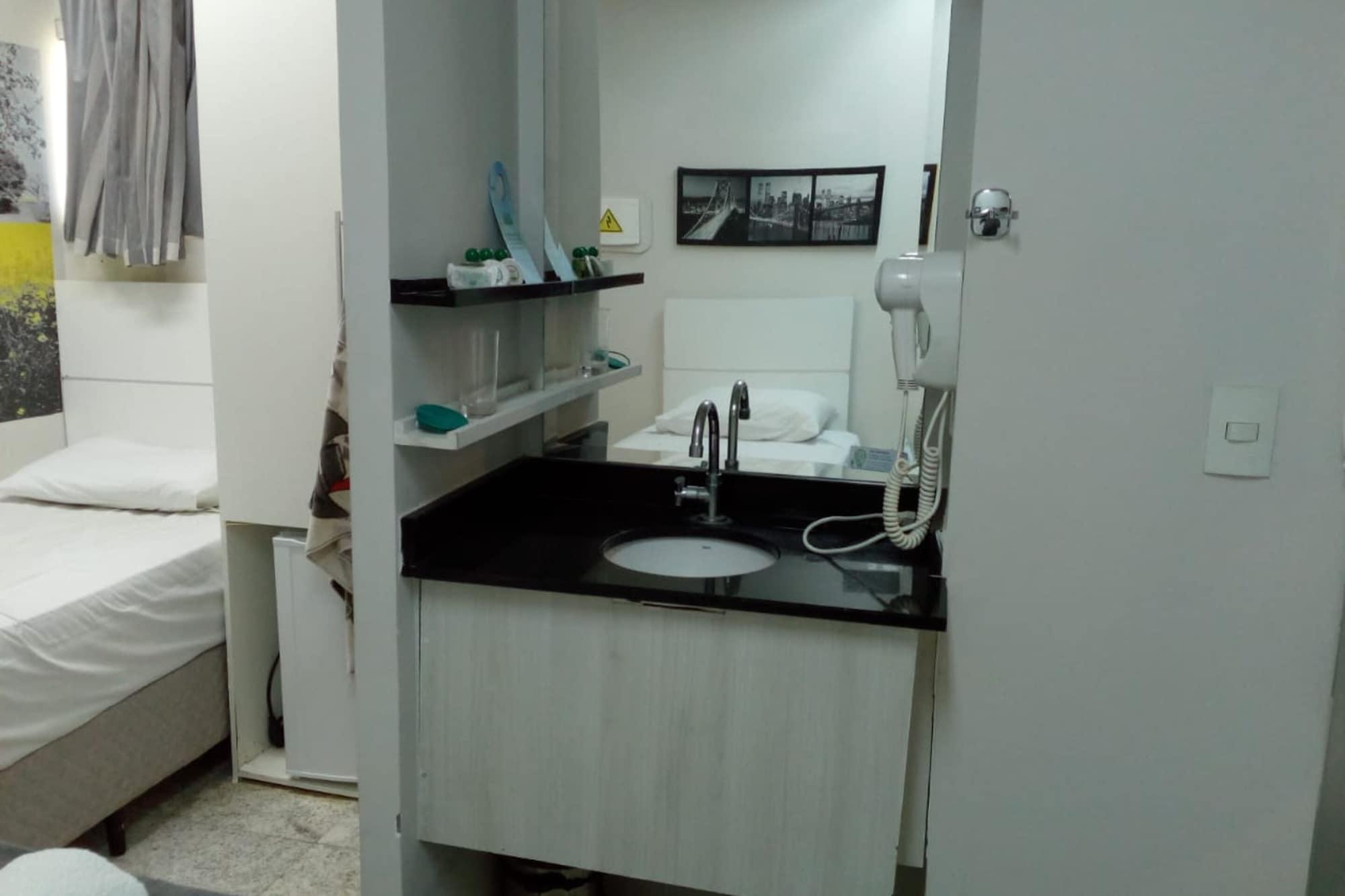Quarto Duplo